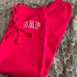 GAP women’s sweatpants